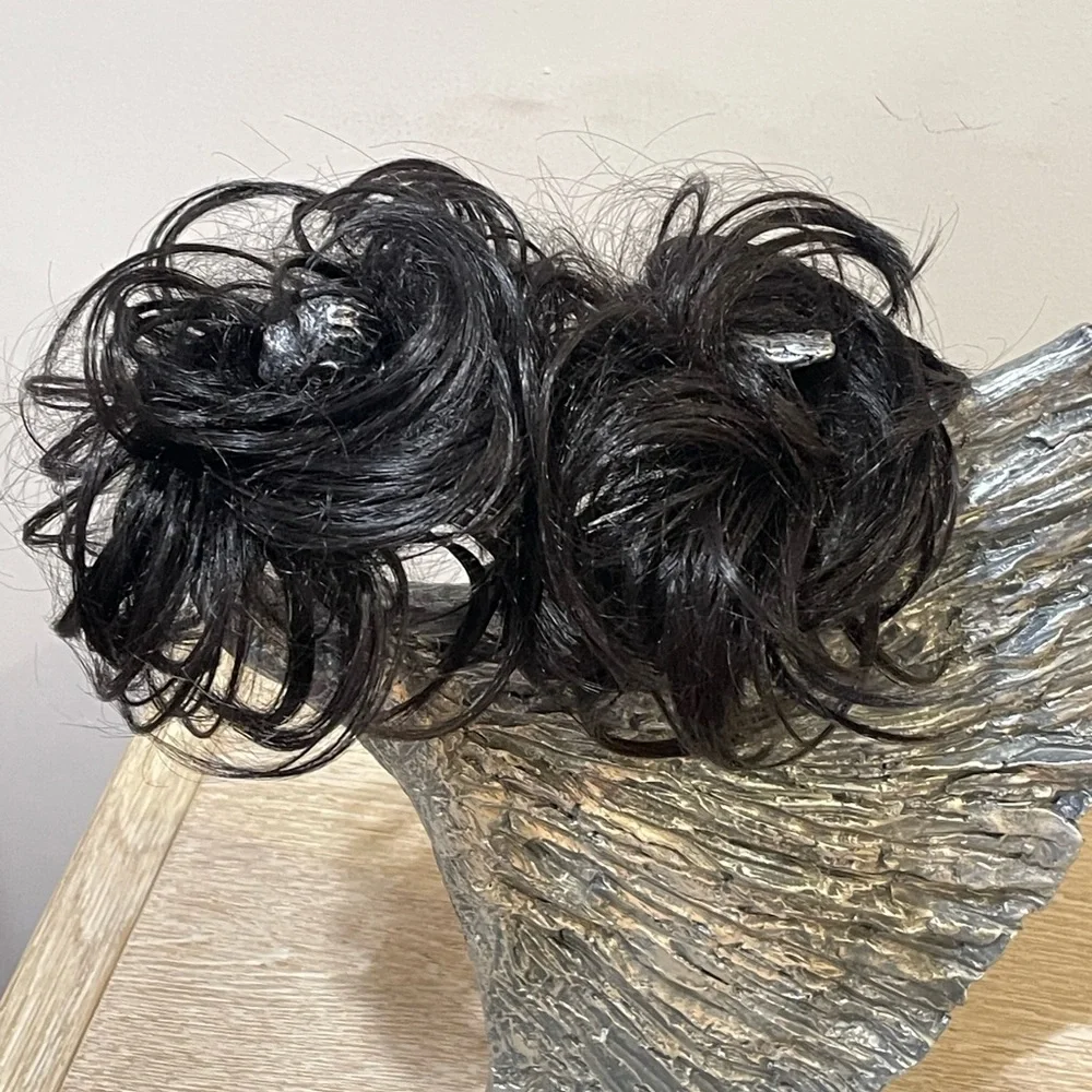 Women’s 2 wavy black messy bun hair piece